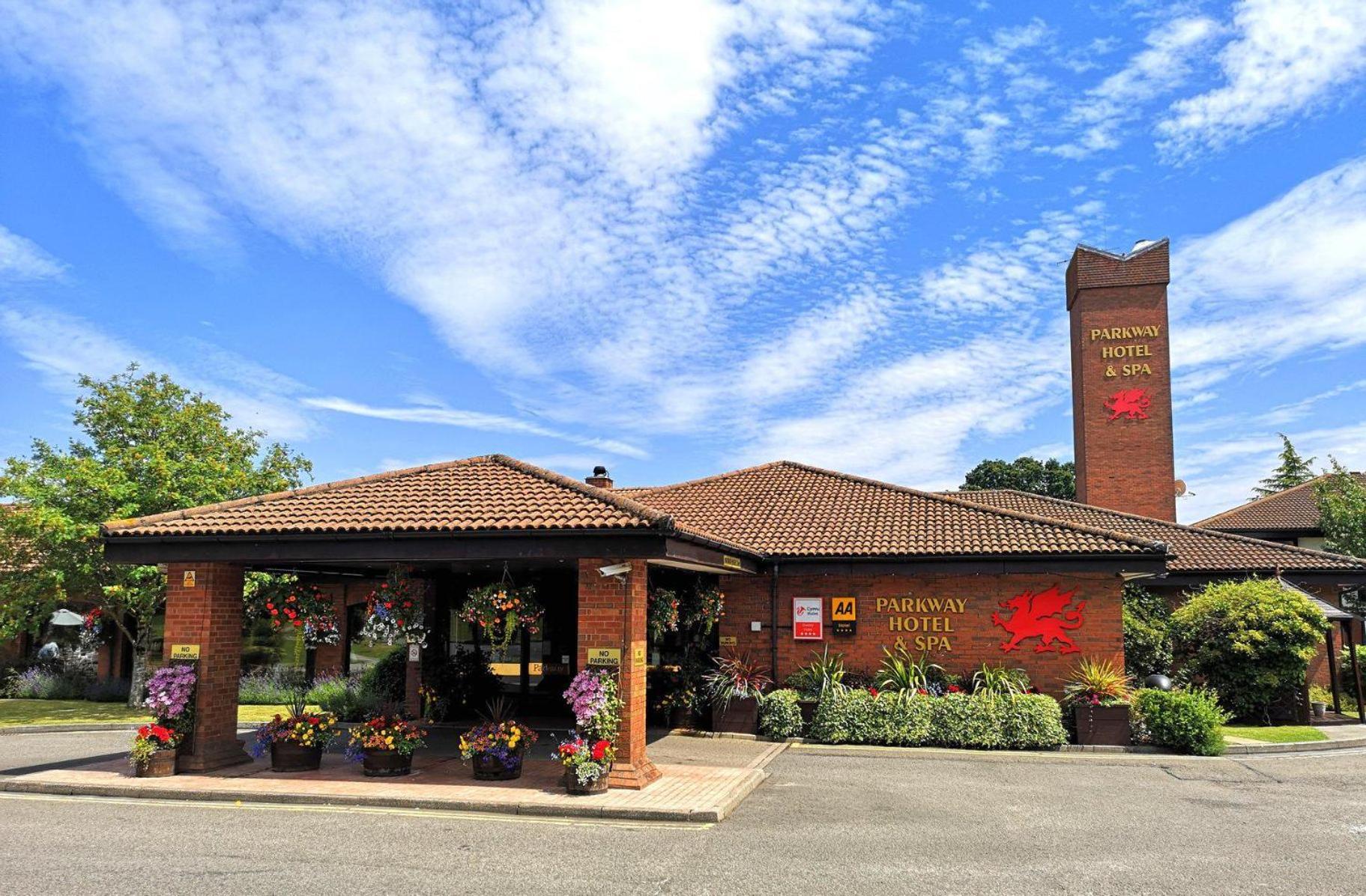 Parkway Hotel & Spa Cwmbran Zewnętrze zdjęcie