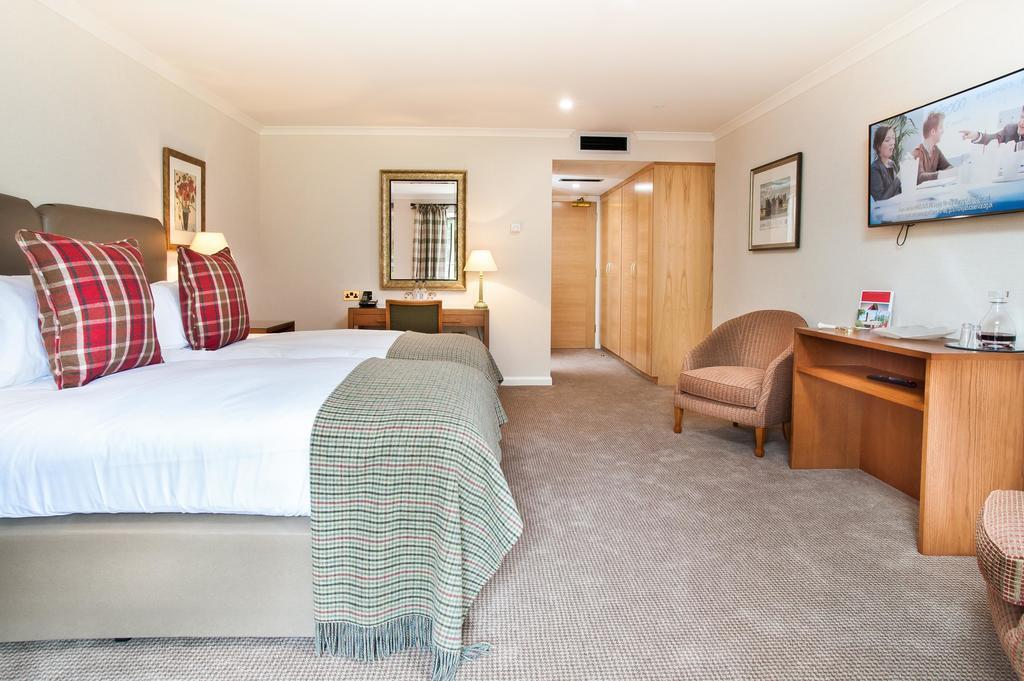 Parkway Hotel & Spa Cwmbran Zewnętrze zdjęcie