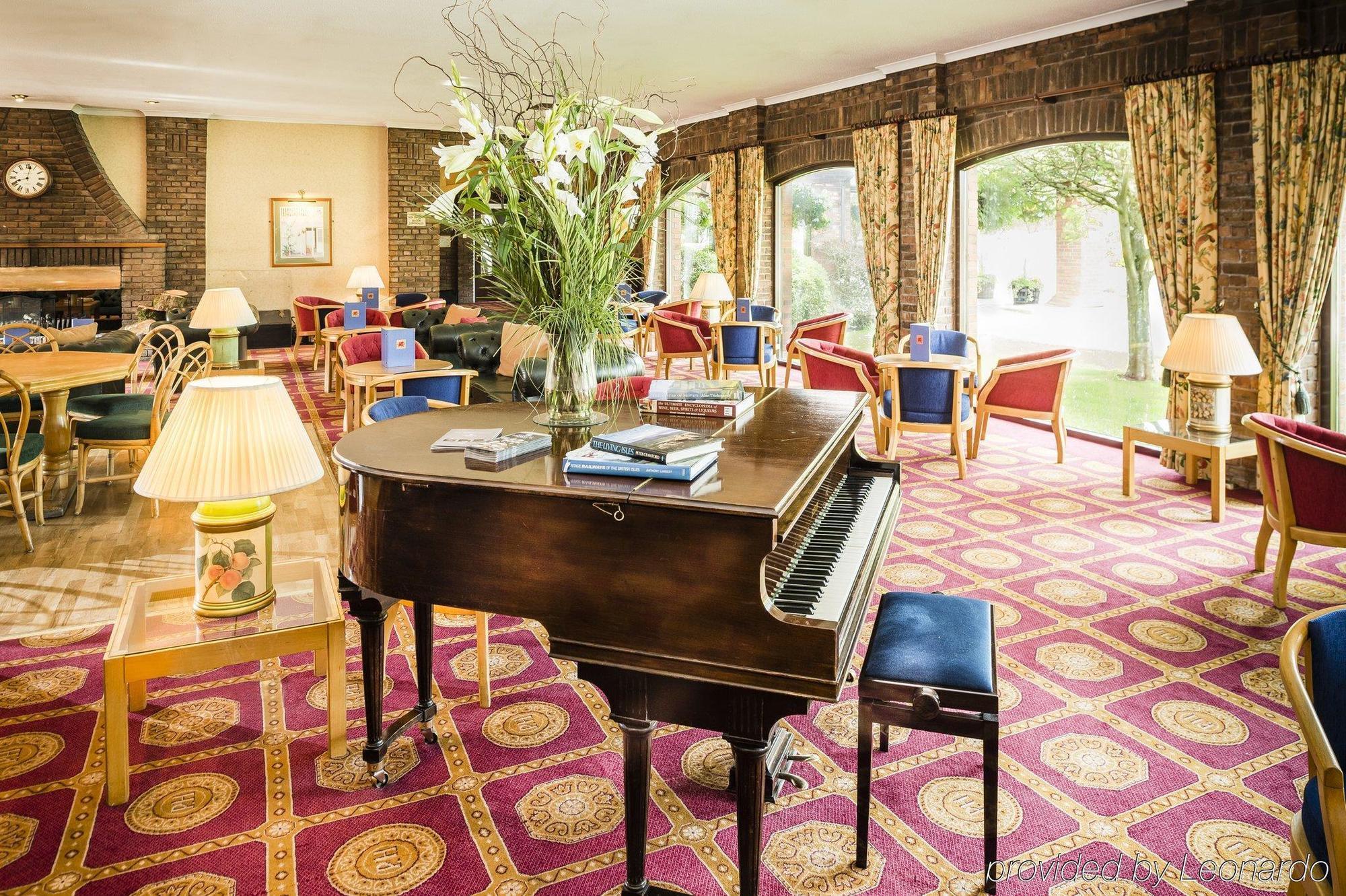 Parkway Hotel & Spa Cwmbran Zewnętrze zdjęcie