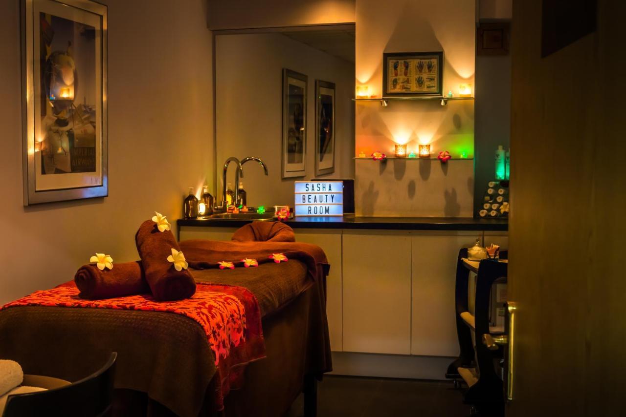 Parkway Hotel & Spa Cwmbran Zewnętrze zdjęcie