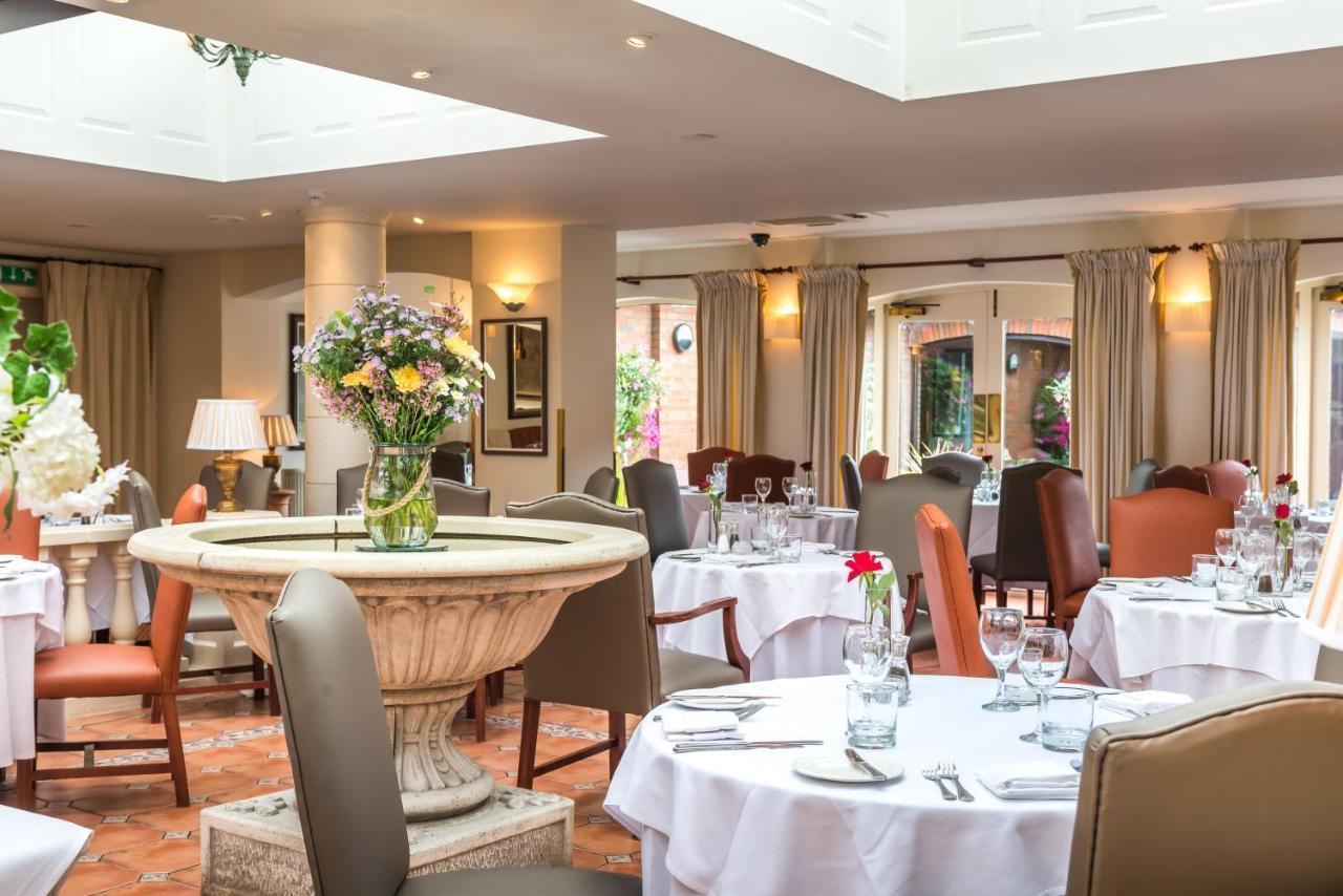 Parkway Hotel & Spa Cwmbran Zewnętrze zdjęcie